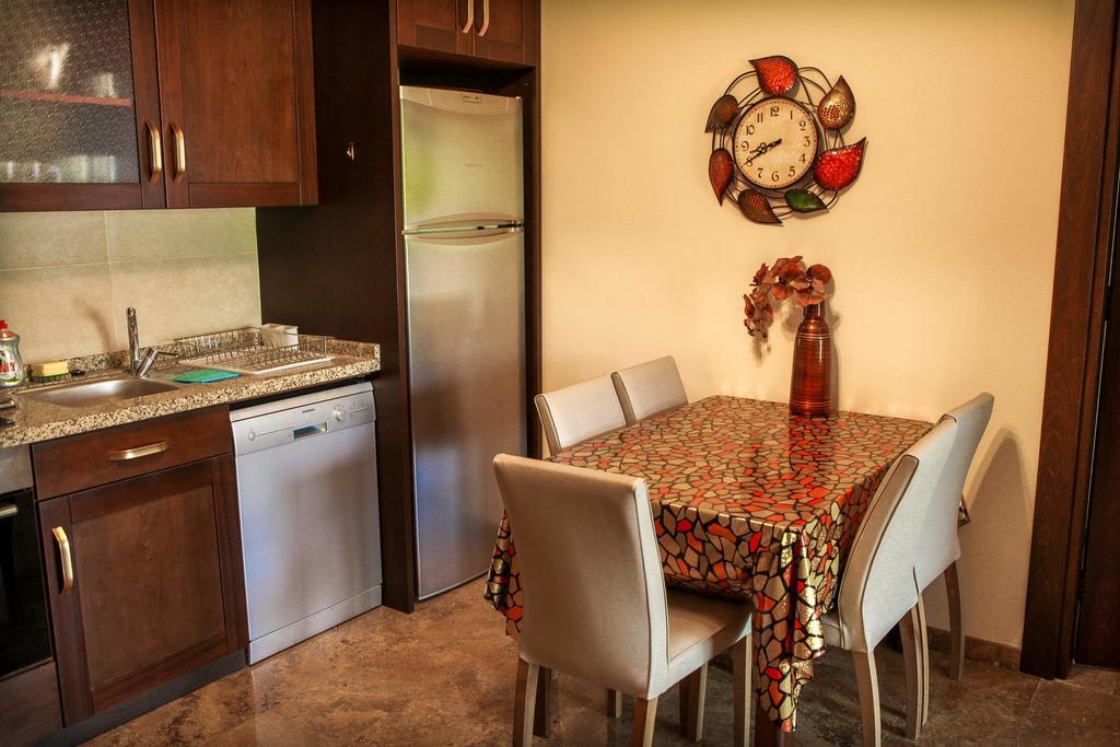 קמר Mediterra Residence מראה חיצוני תמונה