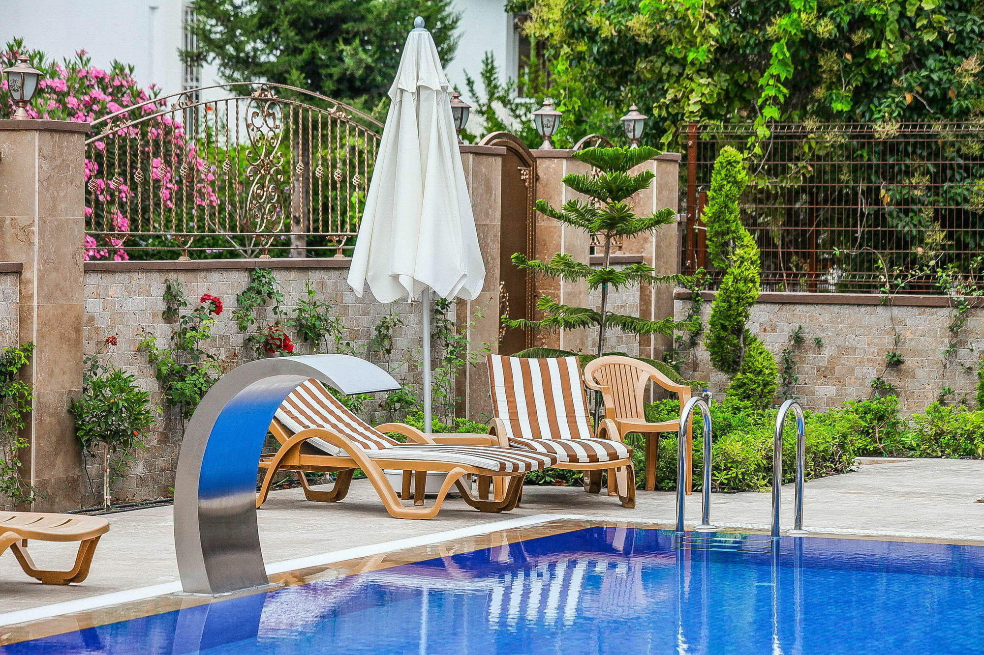 קמר Mediterra Residence מראה חיצוני תמונה